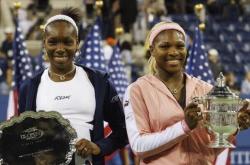 歷(lì)史二十大网球瞬间（下）：费德勒退(tuì)役，法网立纳达尔雕像(xiàng)！