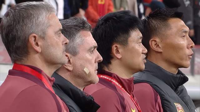 1-0,U23国足邀请赛不败收官,杜月徵轰出落叶球,越南队下脚太狠