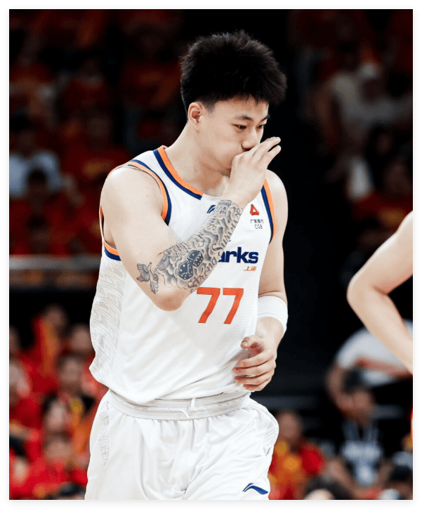 抱头被绝杀无所谓!张镇麟夺冠遮百丑?他在男篮仍难有表现